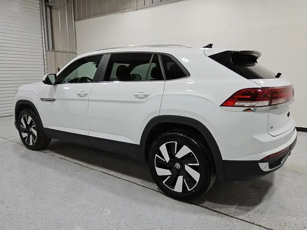 1V2WE2CA1RC219958 2024 VOLKSWAGEN ATLAS - Image 2