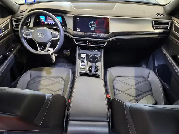 1V2WE2CA2SC201829 2025 VOLKSWAGEN ATLAS - Image 8