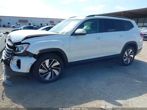 1V2WN2CA1TC515795 2026 VOLKSWAGEN ATLAS - Image 2