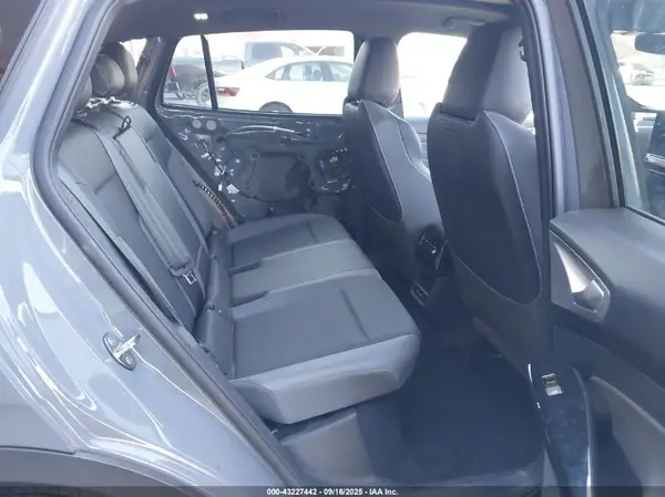 1V2WNPE88PC041793 2023 VOLKSWAGEN ID.4 - Image 8