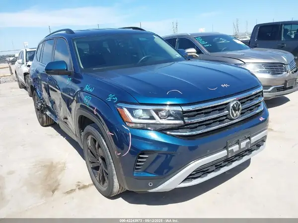 1V2WP2CA2NC527645 2022 VOLKSWAGEN ATLAS - Image 1