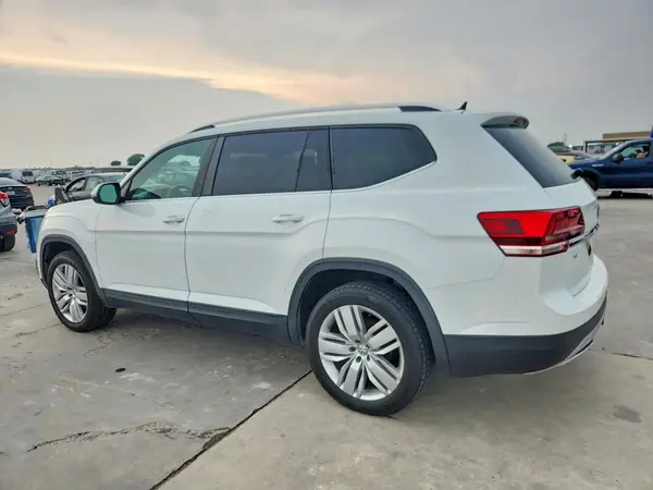 1V2WR2CA1KC523219 2019 VOLKSWAGEN ATLAS - Image 2