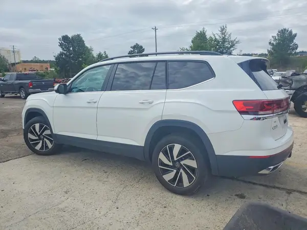 1V2WR2CA1RC612203 2024 VOLKSWAGEN ATLAS - Image 2