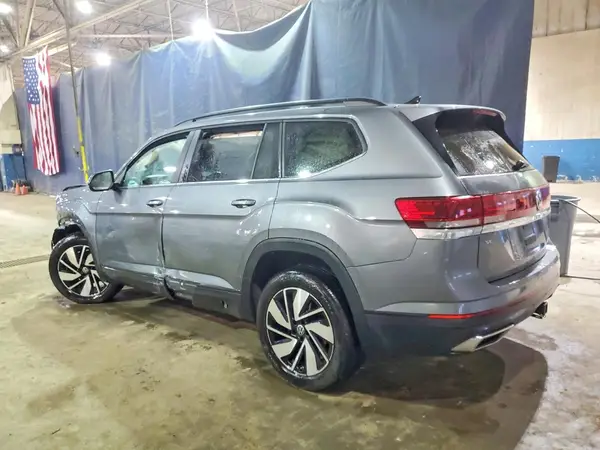 1V2WR2CA1SC572677 2025 VOLKSWAGEN ATLAS - Image 2