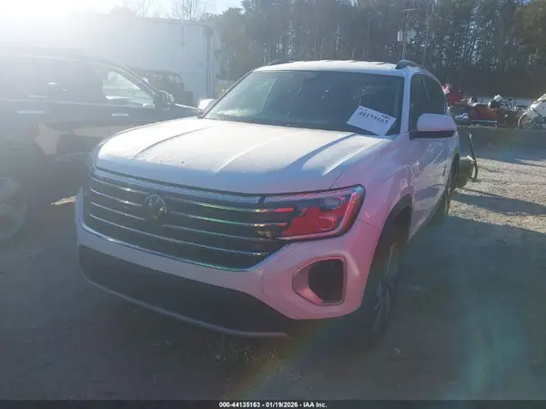 1V2WR2CA2RC565294 2024 VOLKSWAGEN ATLAS - Image 2
