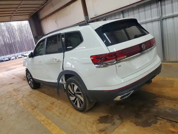 1V2WR2CA2SC509054 2025 VOLKSWAGEN ATLAS - Image 2