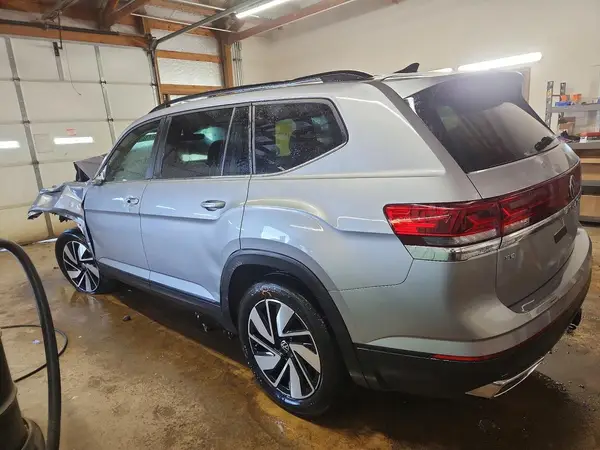 1V2WR2CA3SC516143 2025 VOLKSWAGEN ATLAS - Image 2