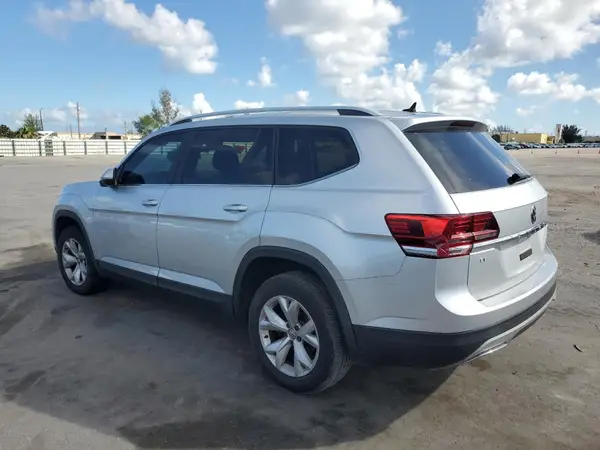 1V2WR2CA4KC560801 2019 VOLKSWAGEN ATLAS - Image 2