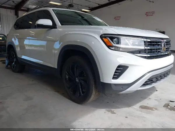 1V2WR2CA4PC555542 2023 VOLKSWAGEN ATLAS - Image 1