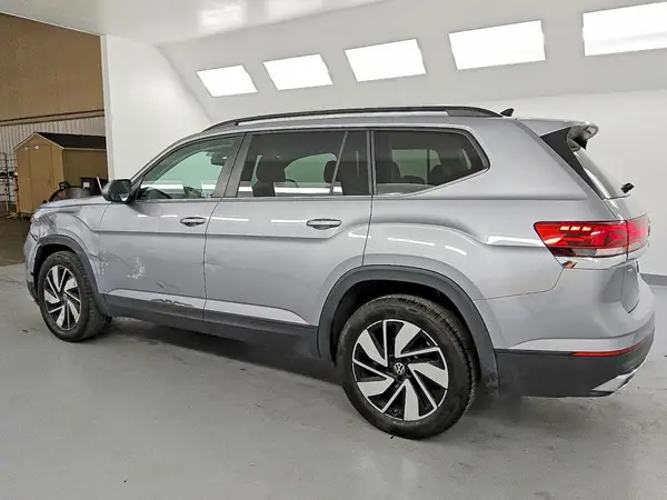 1V2WR2CA4SC505569 2025 VOLKSWAGEN ATLAS - Image 2