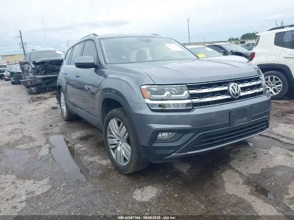 1V2WR2CA5KC514748 2019 VOLKSWAGEN ATLAS - Image 1