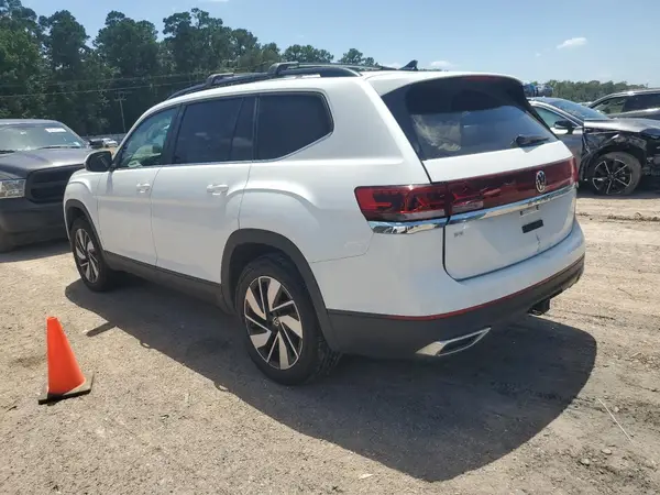 1V2WR2CA5RC586527 2024 VOLKSWAGEN ATLAS - Image 2
