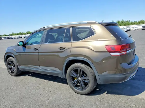 1V2WR2CA7KC561781 2019 VOLKSWAGEN ATLAS - Image 2