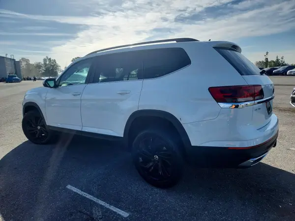 1V2WR2CA7PC531056 2023 VOLKSWAGEN ATLAS - Image 2