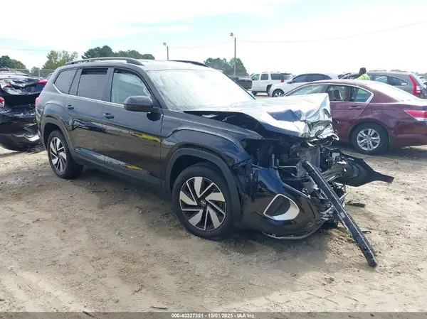 1V2WR2CA7RC600704 2024 VOLKSWAGEN ATLAS - Image 1