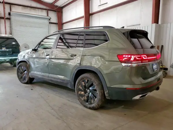 1V2WR2CA8SC544990 2025 VOLKSWAGEN ATLAS - Image 2