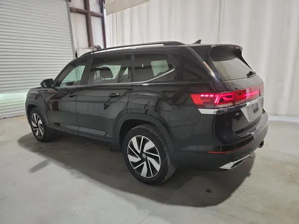 1V2WR2CA9RC536696 2024 VOLKSWAGEN ATLAS - Image 2