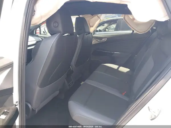 1V2WSPE80SC001869 2025 VOLKSWAGEN ID.4 - Image 8