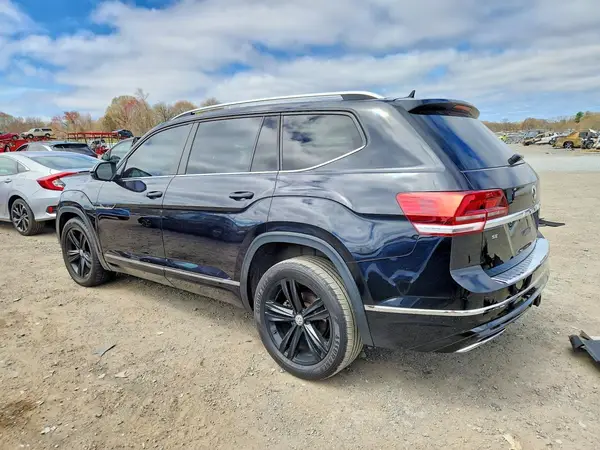 1V2XR2CA1KC506067 2019 VOLKSWAGEN ATLAS - Image 2