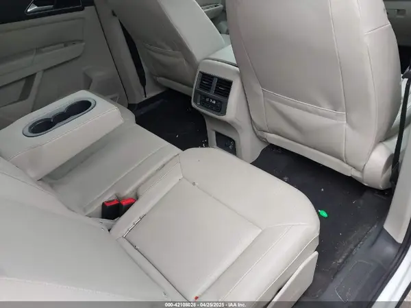 1V2XR2CA1KC512967 2019 VOLKSWAGEN ATLAS - Image 8