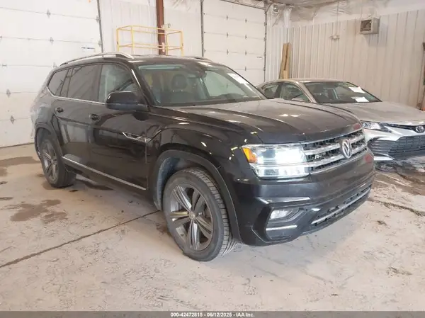 1V2XR2CA1KC518199 2019 VOLKSWAGEN ATLAS - Image 1