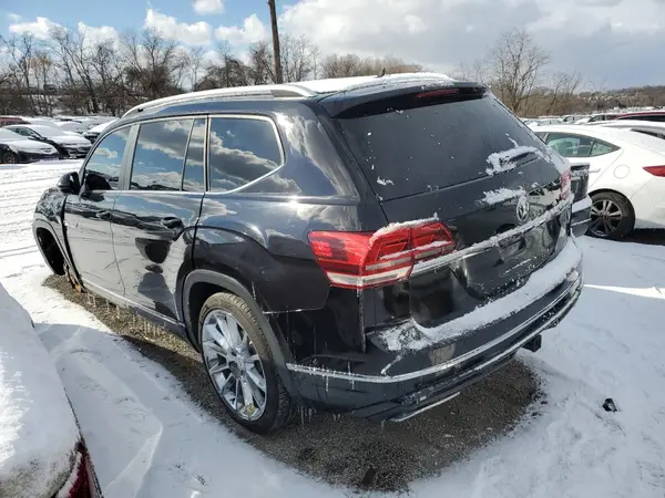 1V2XR2CA1KC555219 2019 VOLKSWAGEN ATLAS - Image 2