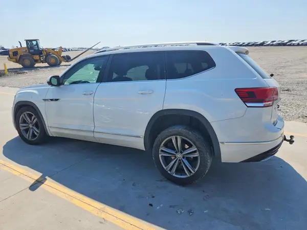 1V2XR2CA1KC570559 2019 VOLKSWAGEN ATLAS - Image 2