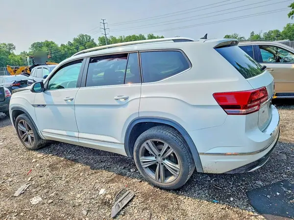 1V2XR2CA8KC620387 2019 VOLKSWAGEN ATLAS - Image 2