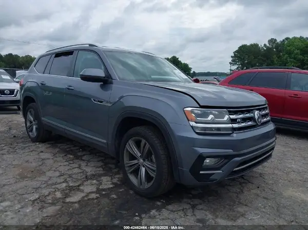1V2YR2CA3KC555890 2019 VOLKSWAGEN ATLAS - Image 1