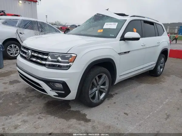 1V2YR2CA8KC623858 2019 VOLKSWAGEN ATLAS - Image 2