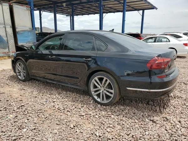 1VWAA7A30JC000743 2018 VOLKSWAGEN PASSAT - Image 2