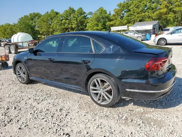1VWAA7A30JC001066 2018 VOLKSWAGEN PASSAT - Image 2