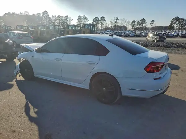 1VWAA7A30JC002654 2018 VOLKSWAGEN PASSAT - Image 2