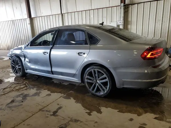 1VWAA7A30JC004825 2018 VOLKSWAGEN PASSAT - Image 2
