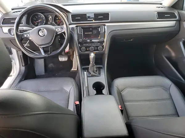 1VWAA7A30JC009197 2018 VOLKSWAGEN PASSAT - Image 8