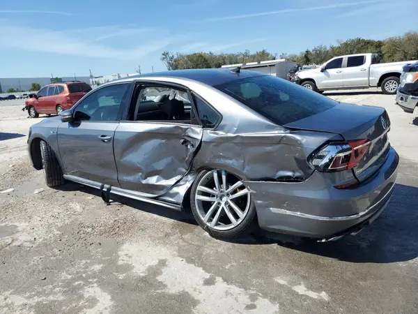 1VWAA7A30JC013394 2018 VOLKSWAGEN PASSAT - Image 2