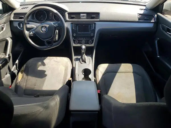 1VWAA7A30JC016604 2018 VOLKSWAGEN PASSAT - Image 8