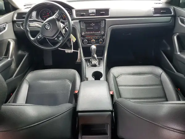 1VWAA7A30JC019695 2018 VOLKSWAGEN PASSAT - Image 8