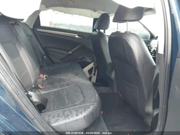 1VWAA7A30JC021740 2018 VOLKSWAGEN PASSAT - Image 8