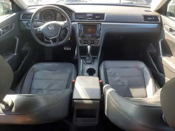 1VWAA7A30JC022693 2018 VOLKSWAGEN PASSAT - Image 8