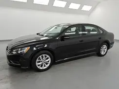 1VWAA7A30JC025061 2018 VOLKSWAGEN PASSAT