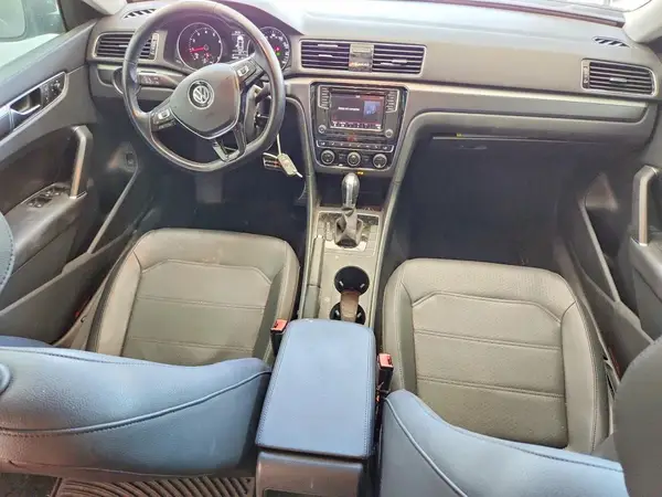 1VWAA7A30JC028946 2018 VOLKSWAGEN PASSAT - Image 8