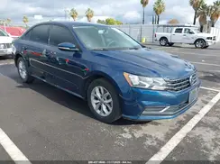 1VWAA7A30JC032253 2018 VOLKSWAGEN PASSAT