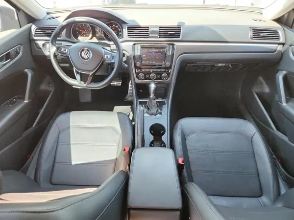 1VWAA7A30JC033340 2018 VOLKSWAGEN PASSAT - Image 8