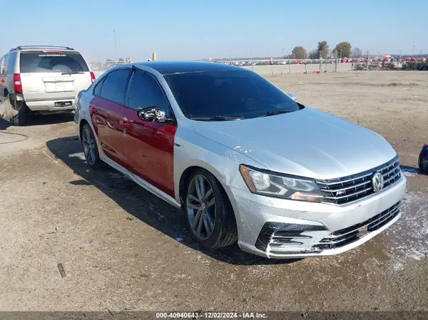 1VWAA7A30JC035203 2018 VOLKSWAGEN PASSAT - Image 1