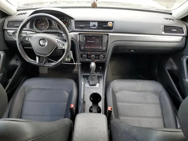 1VWAA7A30JC035539 2018 VOLKSWAGEN PASSAT - Image 8