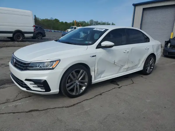 1VWAA7A30JC048775 2018 VOLKSWAGEN PASSAT - Image 1