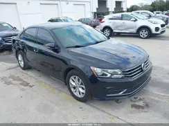 1VWAA7A30JC049084 2018 VOLKSWAGEN PASSAT