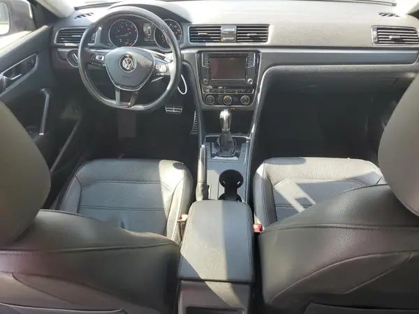 1VWAA7A30JC052261 2018 VOLKSWAGEN PASSAT - Image 8