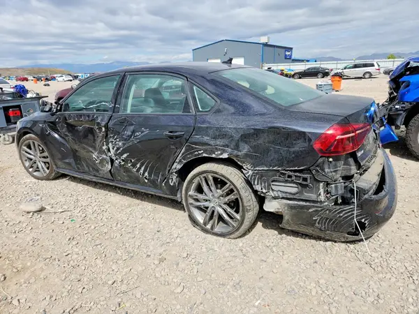1VWAA7A31JC000976 2018 VOLKSWAGEN PASSAT - Image 2